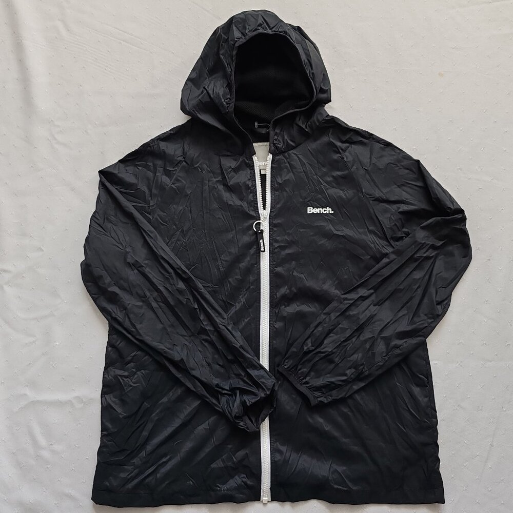 Bench Youth Lightweight Hooded Windbreaker Jacket – Black – Size L